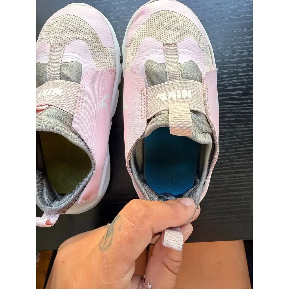 Nike Flex Runner 2 Pink White Slip On Sneakers Kids Size 10C Athletic Shoes